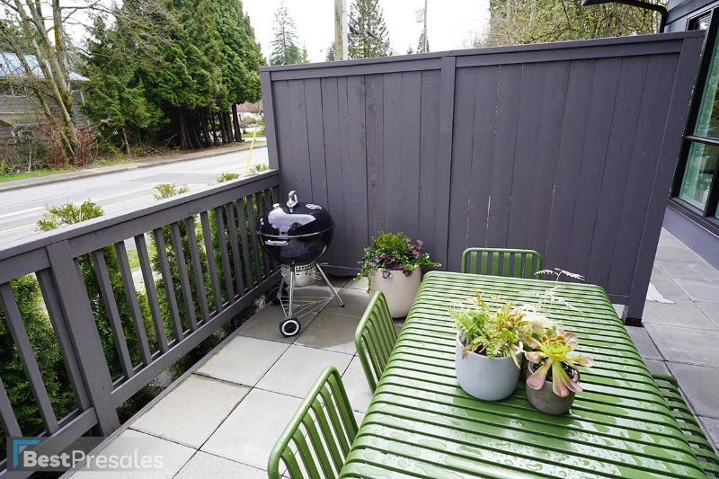 Towns at Lynn by Mosaic Homes presale