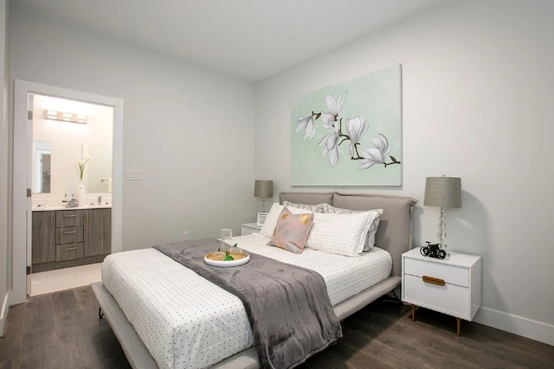 Moody on the Hill by Royal Columbia Development presale