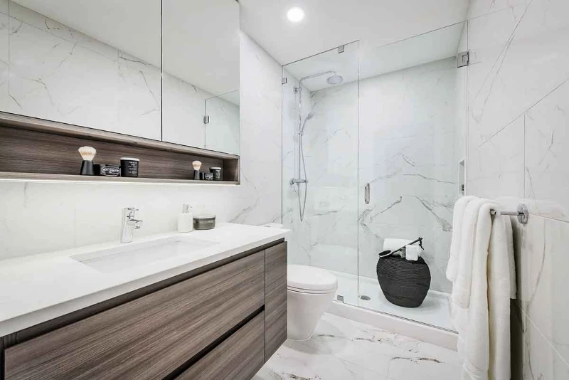 Ovation by Vintop Development Corp and Domus Homes presale