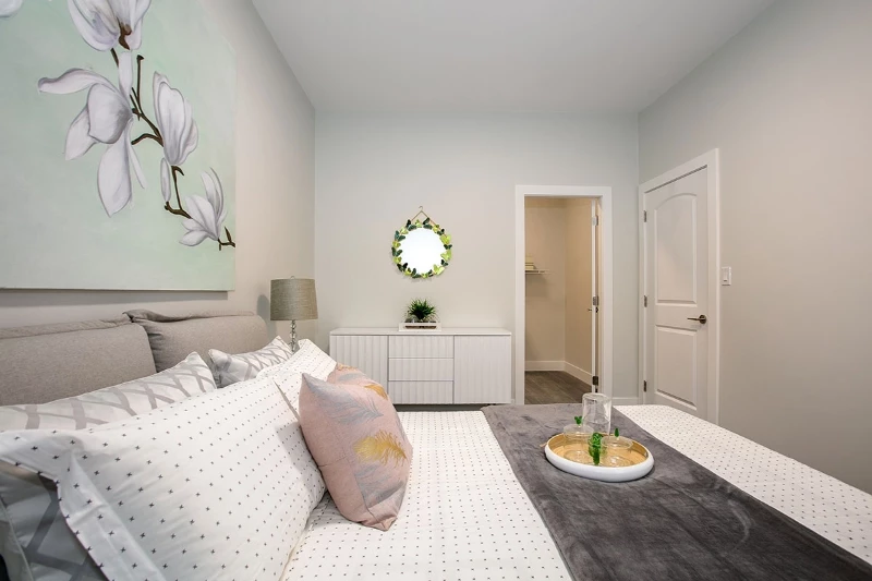 Moody on the Hill by Royal Columbia Development presale