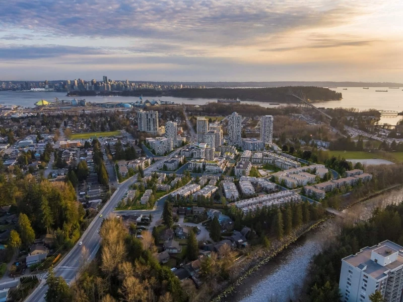 Emerald by Woodbridge Homes, Citimark and Peterson Group presale